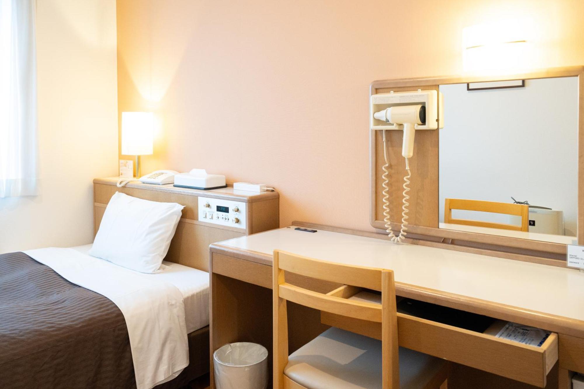 Sapporo Clark Hotel Екстериор снимка